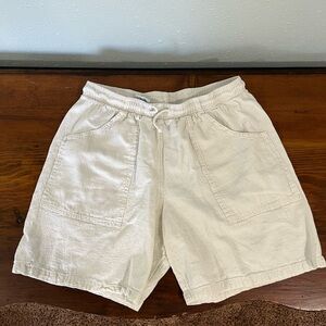 Women’s Cream Casual Shorts